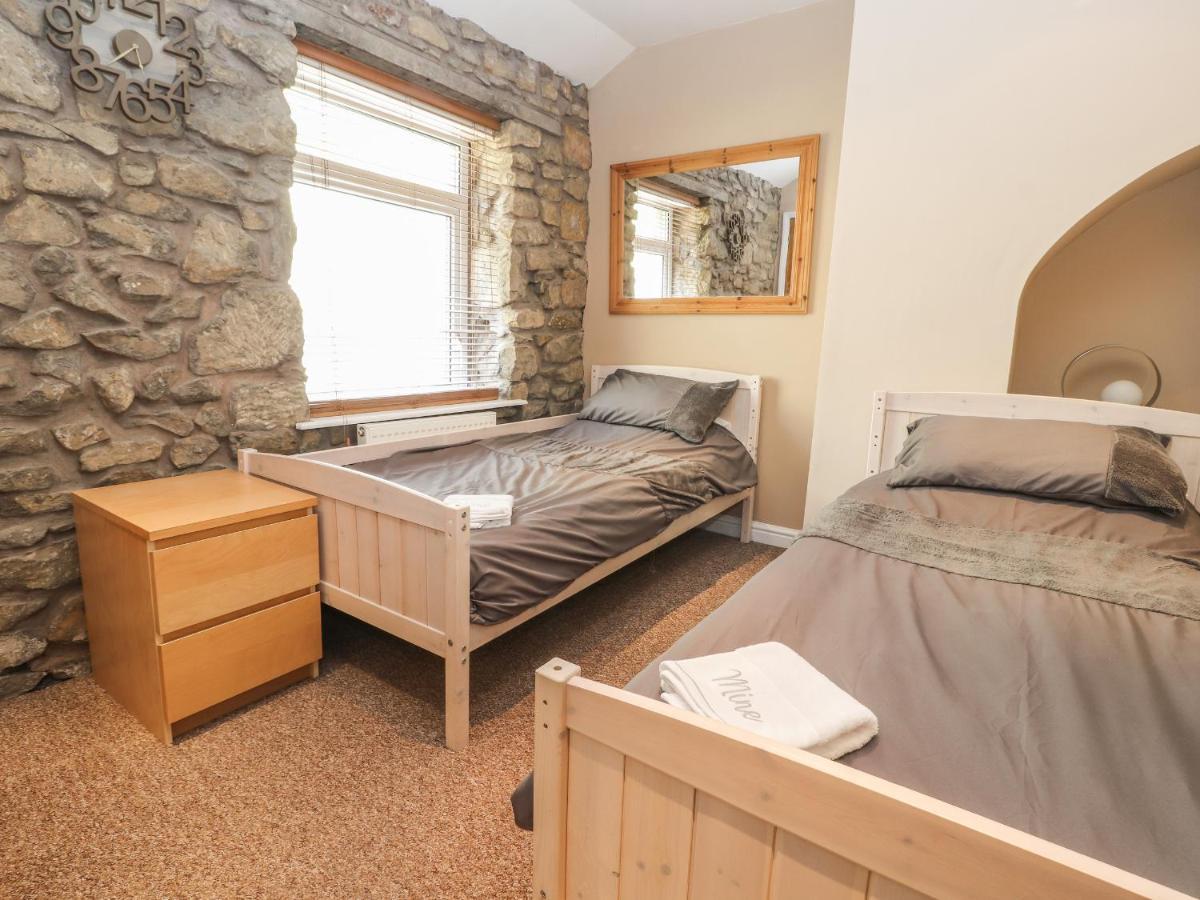 27 Green Road Wrexham Kültér fotó